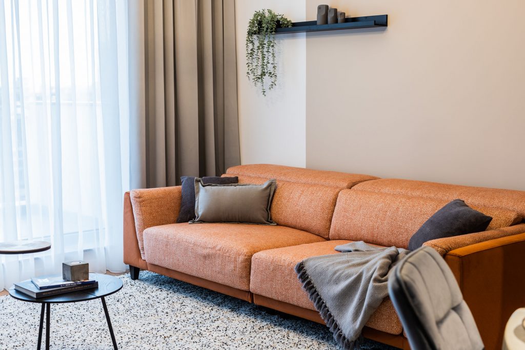 Divano color cognac